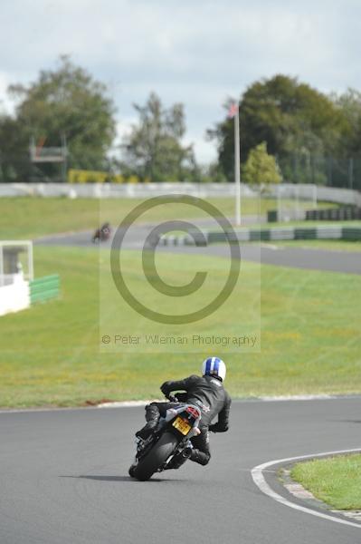 Mallory park Leicestershire;Mallory park photographs;Motorcycle action photographs;event digital images;eventdigitalimages;mallory park;no limits trackday;peter wileman photography;trackday;trackday digital images;trackday photos