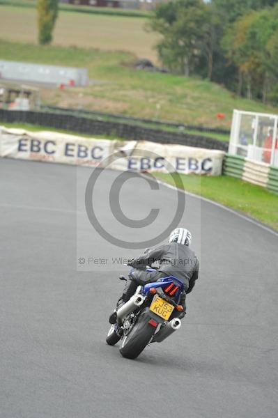 Mallory park Leicestershire;Mallory park photographs;Motorcycle action photographs;event digital images;eventdigitalimages;mallory park;no limits trackday;peter wileman photography;trackday;trackday digital images;trackday photos