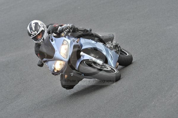 Mallory park Leicestershire;Mallory park photographs;Motorcycle action photographs;event digital images;eventdigitalimages;mallory park;no limits trackday;peter wileman photography;trackday;trackday digital images;trackday photos