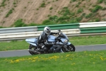 Mallory-park-Leicestershire;Mallory-park-photographs;Motorcycle-action-photographs;event-digital-images;eventdigitalimages;mallory-park;no-limits-trackday;peter-wileman-photography;trackday;trackday-digital-images;trackday-photos