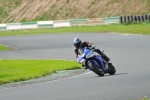 Mallory-park-Leicestershire;Mallory-park-photographs;Motorcycle-action-photographs;event-digital-images;eventdigitalimages;mallory-park;no-limits-trackday;peter-wileman-photography;trackday;trackday-digital-images;trackday-photos