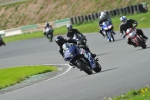 Mallory-park-Leicestershire;Mallory-park-photographs;Motorcycle-action-photographs;event-digital-images;eventdigitalimages;mallory-park;no-limits-trackday;peter-wileman-photography;trackday;trackday-digital-images;trackday-photos