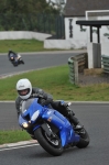 Mallory-park-Leicestershire;Mallory-park-photographs;Motorcycle-action-photographs;event-digital-images;eventdigitalimages;mallory-park;no-limits-trackday;peter-wileman-photography;trackday;trackday-digital-images;trackday-photos