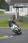 Mallory-park-Leicestershire;Mallory-park-photographs;Motorcycle-action-photographs;event-digital-images;eventdigitalimages;mallory-park;no-limits-trackday;peter-wileman-photography;trackday;trackday-digital-images;trackday-photos