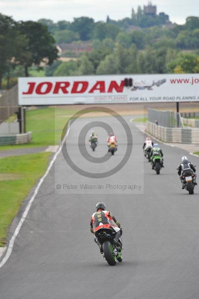 Mallory park Leicestershire;Mallory park photographs;Motorcycle action photographs;event digital images;eventdigitalimages;mallory park;no limits trackday;peter wileman photography;trackday;trackday digital images;trackday photos