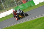 Mallory-park-Leicestershire;Mallory-park-photographs;Motorcycle-action-photographs;event-digital-images;eventdigitalimages;mallory-park;no-limits-trackday;peter-wileman-photography;trackday;trackday-digital-images;trackday-photos