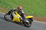 Mallory-park-Leicestershire;Mallory-park-photographs;Motorcycle-action-photographs;event-digital-images;eventdigitalimages;mallory-park;no-limits-trackday;peter-wileman-photography;trackday;trackday-digital-images;trackday-photos