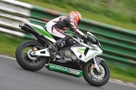 Mallory-park-Leicestershire;Mallory-park-photographs;Motorcycle-action-photographs;event-digital-images;eventdigitalimages;mallory-park;no-limits-trackday;peter-wileman-photography;trackday;trackday-digital-images;trackday-photos