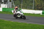 Mallory-park-Leicestershire;Mallory-park-photographs;Motorcycle-action-photographs;event-digital-images;eventdigitalimages;mallory-park;no-limits-trackday;peter-wileman-photography;trackday;trackday-digital-images;trackday-photos