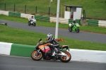 Mallory-park-Leicestershire;Mallory-park-photographs;Motorcycle-action-photographs;event-digital-images;eventdigitalimages;mallory-park;no-limits-trackday;peter-wileman-photography;trackday;trackday-digital-images;trackday-photos