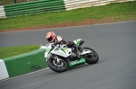 Mallory-park-Leicestershire;Mallory-park-photographs;Motorcycle-action-photographs;event-digital-images;eventdigitalimages;mallory-park;no-limits-trackday;peter-wileman-photography;trackday;trackday-digital-images;trackday-photos