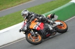 Mallory-park-Leicestershire;Mallory-park-photographs;Motorcycle-action-photographs;event-digital-images;eventdigitalimages;mallory-park;no-limits-trackday;peter-wileman-photography;trackday;trackday-digital-images;trackday-photos