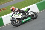 Mallory-park-Leicestershire;Mallory-park-photographs;Motorcycle-action-photographs;event-digital-images;eventdigitalimages;mallory-park;no-limits-trackday;peter-wileman-photography;trackday;trackday-digital-images;trackday-photos