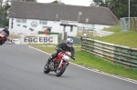 Mallory-park-Leicestershire;Mallory-park-photographs;Motorcycle-action-photographs;event-digital-images;eventdigitalimages;mallory-park;no-limits-trackday;peter-wileman-photography;trackday;trackday-digital-images;trackday-photos