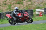 Mallory-park-Leicestershire;Mallory-park-photographs;Motorcycle-action-photographs;event-digital-images;eventdigitalimages;mallory-park;no-limits-trackday;peter-wileman-photography;trackday;trackday-digital-images;trackday-photos