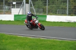 Mallory-park-Leicestershire;Mallory-park-photographs;Motorcycle-action-photographs;event-digital-images;eventdigitalimages;mallory-park;no-limits-trackday;peter-wileman-photography;trackday;trackday-digital-images;trackday-photos