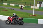 Mallory-park-Leicestershire;Mallory-park-photographs;Motorcycle-action-photographs;event-digital-images;eventdigitalimages;mallory-park;no-limits-trackday;peter-wileman-photography;trackday;trackday-digital-images;trackday-photos