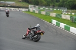 Mallory-park-Leicestershire;Mallory-park-photographs;Motorcycle-action-photographs;event-digital-images;eventdigitalimages;mallory-park;no-limits-trackday;peter-wileman-photography;trackday;trackday-digital-images;trackday-photos