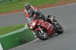 Mallory-park-Leicestershire;Mallory-park-photographs;Motorcycle-action-photographs;event-digital-images;eventdigitalimages;mallory-park;no-limits-trackday;peter-wileman-photography;trackday;trackday-digital-images;trackday-photos