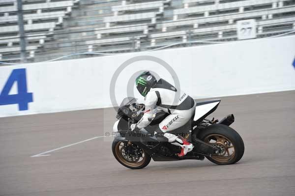 Motorcycle action photographs;Rockingham;Rockingham photographs;Trackday digital images;event digital images;eventdigitalimages;no limits trackday;peter wileman photography;rockingham corby northamptonshire;trackday;trackday photos