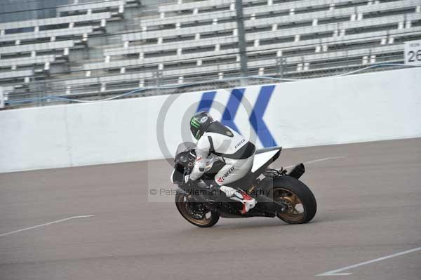 Motorcycle action photographs;Rockingham;Rockingham photographs;Trackday digital images;event digital images;eventdigitalimages;no limits trackday;peter wileman photography;rockingham corby northamptonshire;trackday;trackday photos