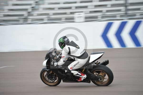 Motorcycle action photographs;Rockingham;Rockingham photographs;Trackday digital images;event digital images;eventdigitalimages;no limits trackday;peter wileman photography;rockingham corby northamptonshire;trackday;trackday photos