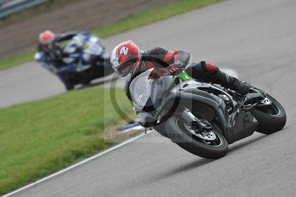 Motorcycle action photographs;Rockingham;Rockingham photographs;Trackday digital images;event digital images;eventdigitalimages;no limits trackday;peter wileman photography;rockingham corby northamptonshire;trackday;trackday photos