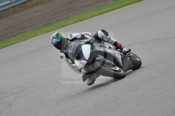 Motorcycle action photographs;Rockingham;Rockingham photographs;Trackday digital images;event digital images;eventdigitalimages;no limits trackday;peter wileman photography;rockingham corby northamptonshire;trackday;trackday photos