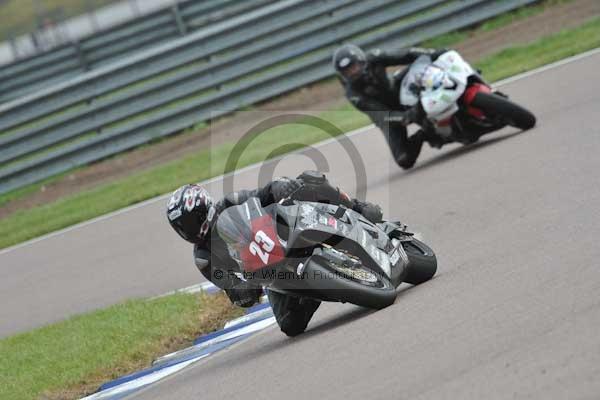 Motorcycle action photographs;Rockingham;Rockingham photographs;Trackday digital images;event digital images;eventdigitalimages;no limits trackday;peter wileman photography;rockingham corby northamptonshire;trackday;trackday photos