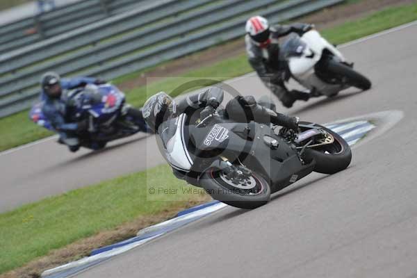 Motorcycle action photographs;Rockingham;Rockingham photographs;Trackday digital images;event digital images;eventdigitalimages;no limits trackday;peter wileman photography;rockingham corby northamptonshire;trackday;trackday photos