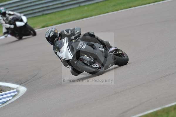 Motorcycle action photographs;Rockingham;Rockingham photographs;Trackday digital images;event digital images;eventdigitalimages;no limits trackday;peter wileman photography;rockingham corby northamptonshire;trackday;trackday photos