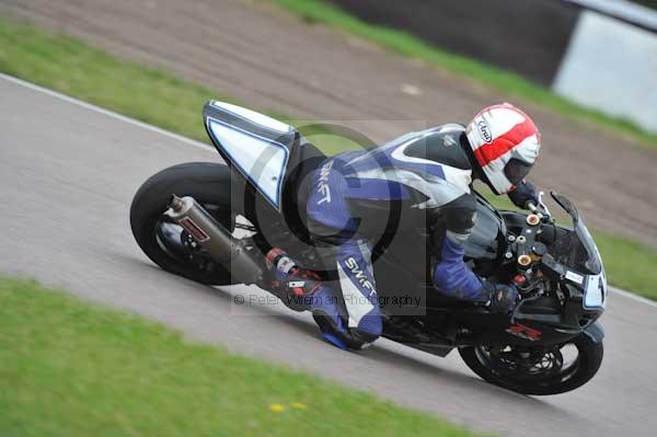 Motorcycle action photographs;Rockingham;Rockingham photographs;Trackday digital images;event digital images;eventdigitalimages;no limits trackday;peter wileman photography;rockingham corby northamptonshire;trackday;trackday photos