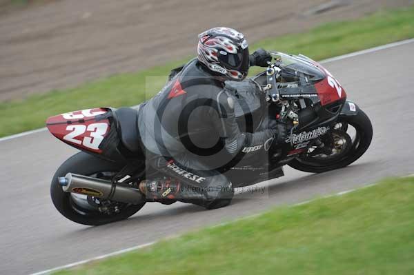 Motorcycle action photographs;Rockingham;Rockingham photographs;Trackday digital images;event digital images;eventdigitalimages;no limits trackday;peter wileman photography;rockingham corby northamptonshire;trackday;trackday photos