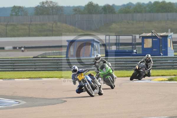 Motorcycle action photographs;Rockingham;Rockingham photographs;Trackday digital images;event digital images;eventdigitalimages;no limits trackday;peter wileman photography;rockingham corby northamptonshire;trackday;trackday photos