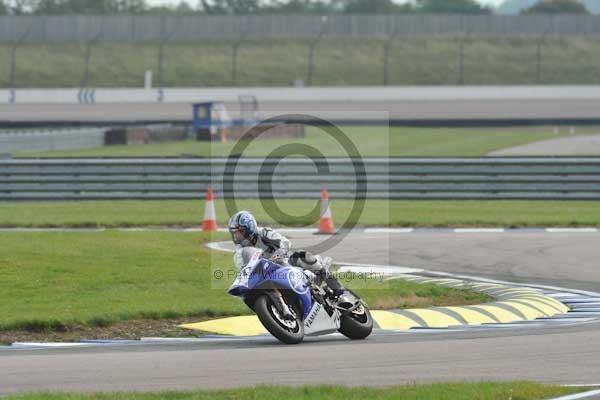 Motorcycle action photographs;Rockingham;Rockingham photographs;Trackday digital images;event digital images;eventdigitalimages;no limits trackday;peter wileman photography;rockingham corby northamptonshire;trackday;trackday photos