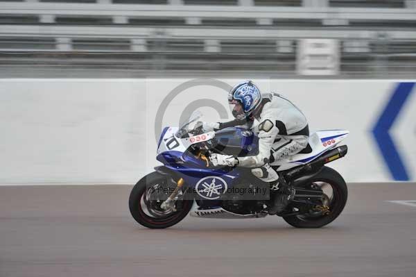 Motorcycle action photographs;Rockingham;Rockingham photographs;Trackday digital images;event digital images;eventdigitalimages;no limits trackday;peter wileman photography;rockingham corby northamptonshire;trackday;trackday photos