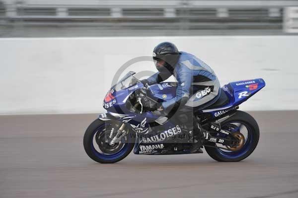 Motorcycle action photographs;Rockingham;Rockingham photographs;Trackday digital images;event digital images;eventdigitalimages;no limits trackday;peter wileman photography;rockingham corby northamptonshire;trackday;trackday photos