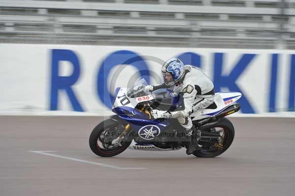 Motorcycle action photographs;Rockingham;Rockingham photographs;Trackday digital images;event digital images;eventdigitalimages;no limits trackday;peter wileman photography;rockingham corby northamptonshire;trackday;trackday photos