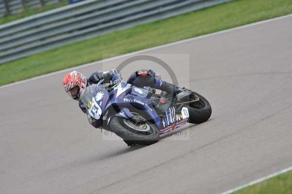 Motorcycle action photographs;Rockingham;Rockingham photographs;Trackday digital images;event digital images;eventdigitalimages;no limits trackday;peter wileman photography;rockingham corby northamptonshire;trackday;trackday photos