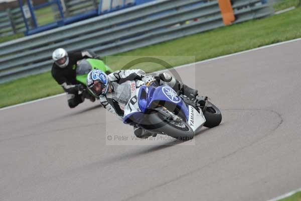 Motorcycle action photographs;Rockingham;Rockingham photographs;Trackday digital images;event digital images;eventdigitalimages;no limits trackday;peter wileman photography;rockingham corby northamptonshire;trackday;trackday photos