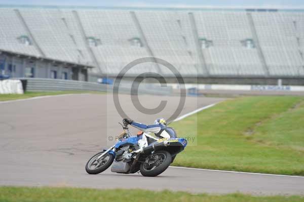 Motorcycle action photographs;Rockingham;Rockingham photographs;Trackday digital images;event digital images;eventdigitalimages;no limits trackday;peter wileman photography;rockingham corby northamptonshire;trackday;trackday photos