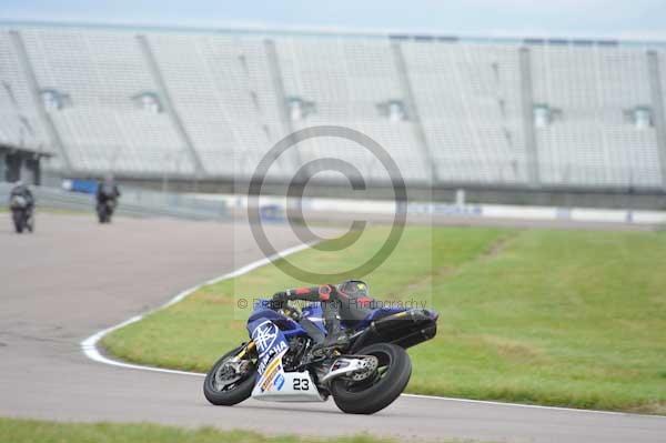 Motorcycle action photographs;Rockingham;Rockingham photographs;Trackday digital images;event digital images;eventdigitalimages;no limits trackday;peter wileman photography;rockingham corby northamptonshire;trackday;trackday photos