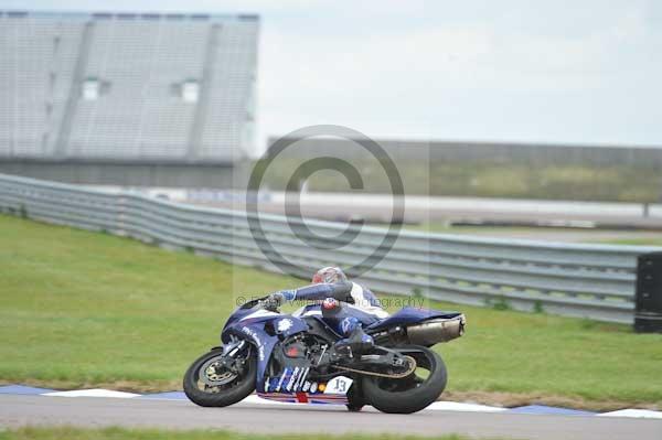 Motorcycle action photographs;Rockingham;Rockingham photographs;Trackday digital images;event digital images;eventdigitalimages;no limits trackday;peter wileman photography;rockingham corby northamptonshire;trackday;trackday photos