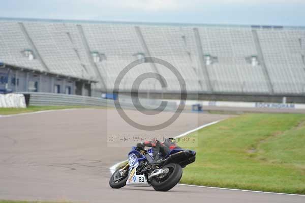 Motorcycle action photographs;Rockingham;Rockingham photographs;Trackday digital images;event digital images;eventdigitalimages;no limits trackday;peter wileman photography;rockingham corby northamptonshire;trackday;trackday photos