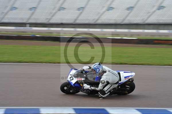 Motorcycle action photographs;Rockingham;Rockingham photographs;Trackday digital images;event digital images;eventdigitalimages;no limits trackday;peter wileman photography;rockingham corby northamptonshire;trackday;trackday photos