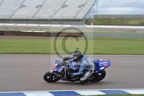 Motorcycle action photographs;Rockingham;Rockingham photographs;Trackday digital images;event digital images;eventdigitalimages;no limits trackday;peter wileman photography;rockingham corby northamptonshire;trackday;trackday photos