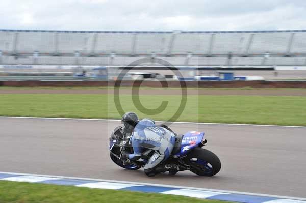 Motorcycle action photographs;Rockingham;Rockingham photographs;Trackday digital images;event digital images;eventdigitalimages;no limits trackday;peter wileman photography;rockingham corby northamptonshire;trackday;trackday photos