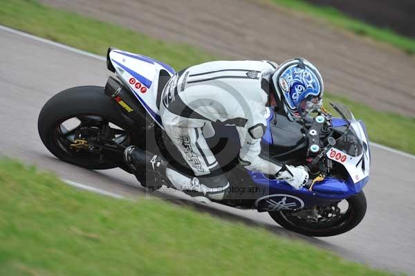 Motorcycle action photographs;Rockingham;Rockingham photographs;Trackday digital images;event digital images;eventdigitalimages;no limits trackday;peter wileman photography;rockingham corby northamptonshire;trackday;trackday photos