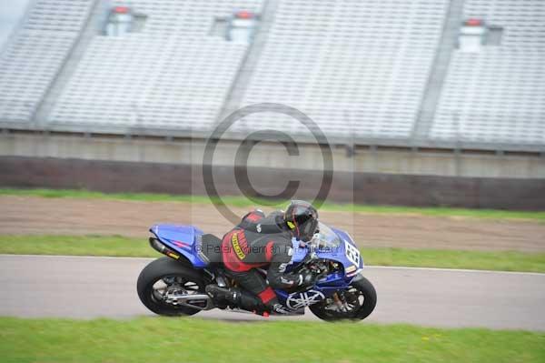 Motorcycle action photographs;Rockingham;Rockingham photographs;Trackday digital images;event digital images;eventdigitalimages;no limits trackday;peter wileman photography;rockingham corby northamptonshire;trackday;trackday photos