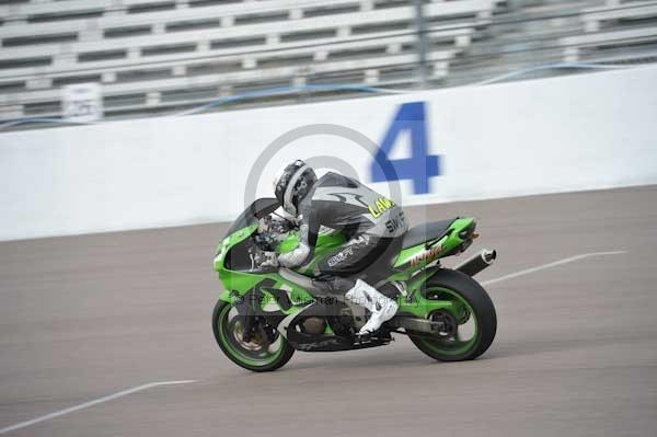 Motorcycle action photographs;Rockingham;Rockingham photographs;Trackday digital images;event digital images;eventdigitalimages;no limits trackday;peter wileman photography;rockingham corby northamptonshire;trackday;trackday photos